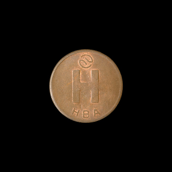 Пластиковый голубой жетон метро Киева, аверс, 1994 год, на чёрном фоне